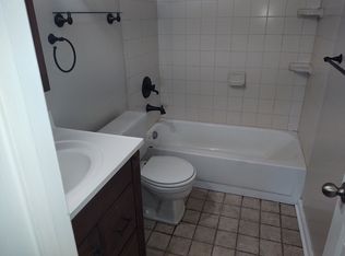 1921 Shepherds Gate, Chesapeake, VA 23320