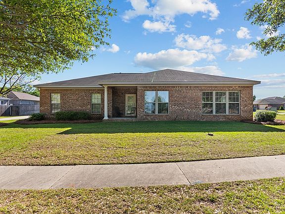5th image of 226 Maplecliff Dr