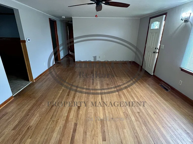 12560 W Hughes St — Photo 5
