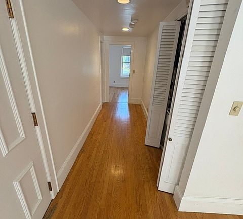 3rd image of 523 Columbus Ave APT B