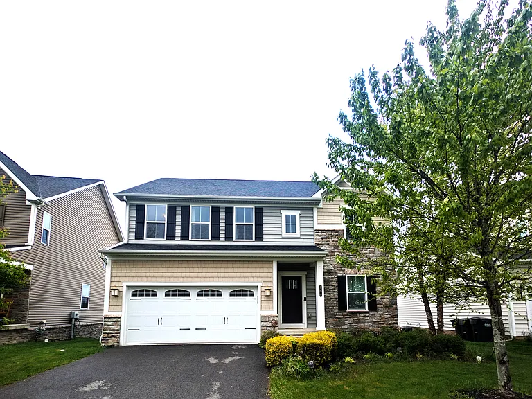 766 Village Club Dr — Photo 1
