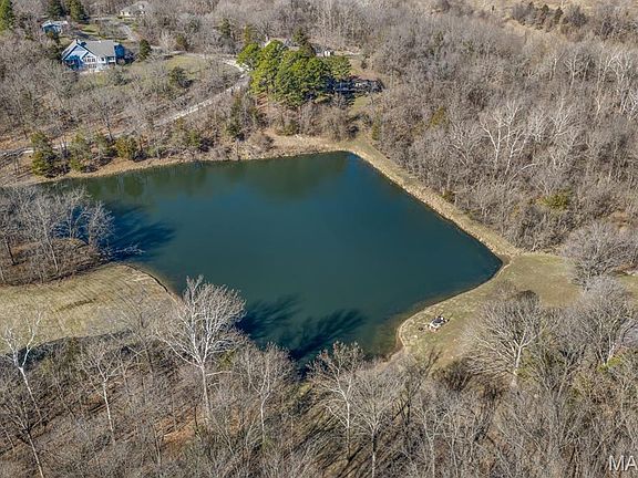 5th image of 2015 Wakefield Farm Rd