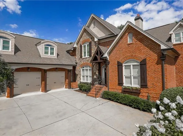 9075 Ivyshaw Lndg, Gainesville, GA 30506