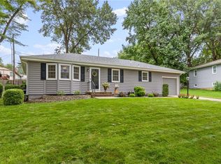 10208 W 54th Ter, Merriam, KS 66203