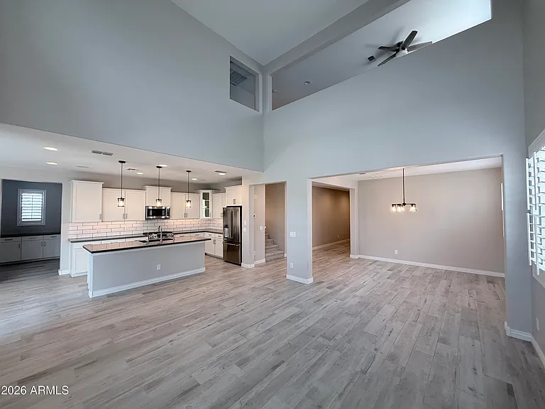 25509 N 140th Dr — Photo 8