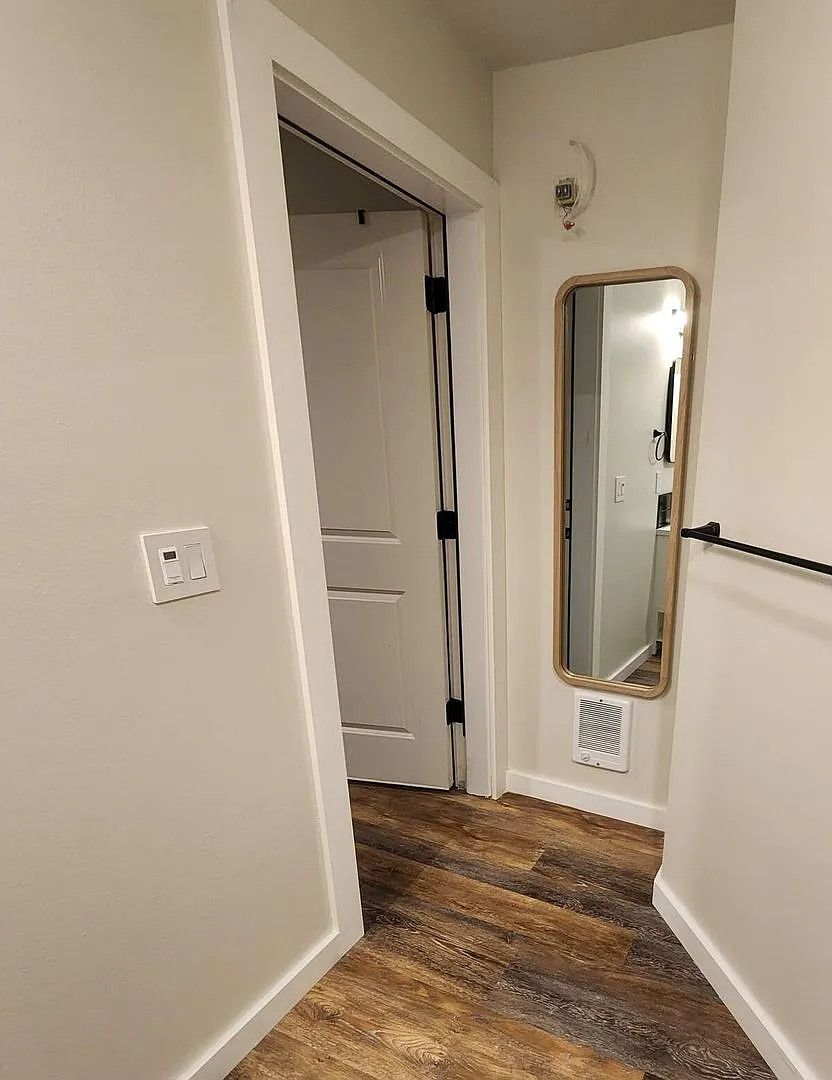 Stylish & Convenient Micro-Studio (5 Minutes from St. Michael Medical Center) — Photo 2