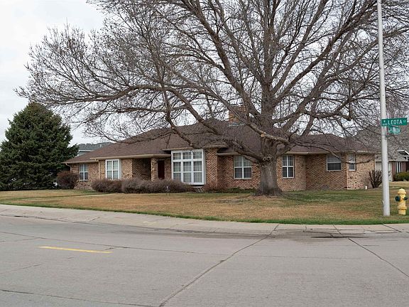 2nd image of 1501 W Leota