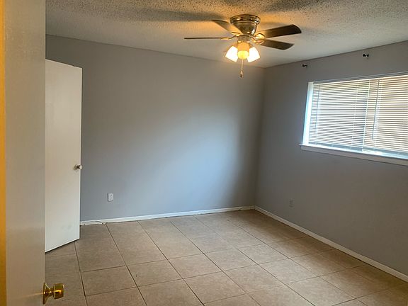 4th image of 151 N Belvedere Blvd #1-10