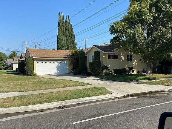 3rd image of 8422 Poppy Way