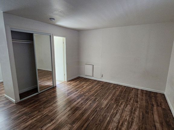3rd image of 311 N 16th St #5
