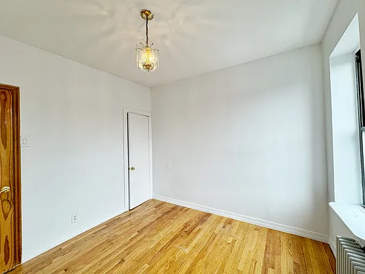 Rented by Pear NYC LLC | media 6