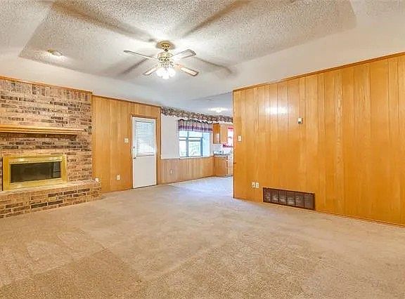 4th image of 436 Black Oak Ln
