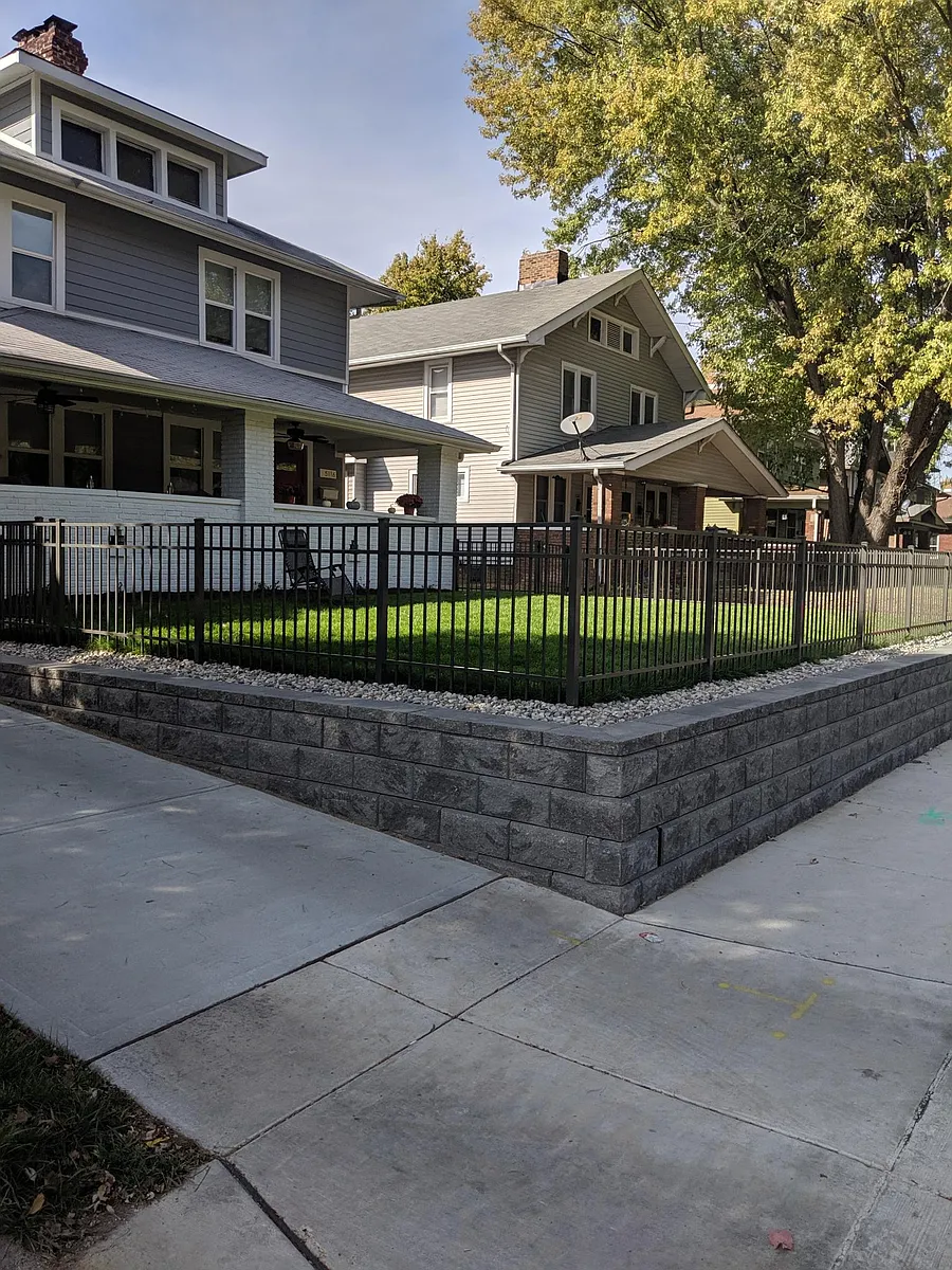 Building Photo - 5116 N College Ave