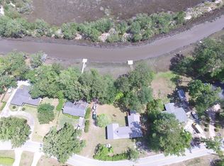 1563 Lake Dr, Midway, GA 31320