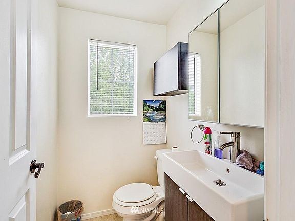 Guest half bath