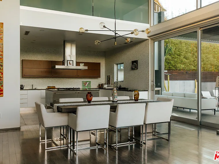 2651 Nichols Canyon Rd — Photo 31