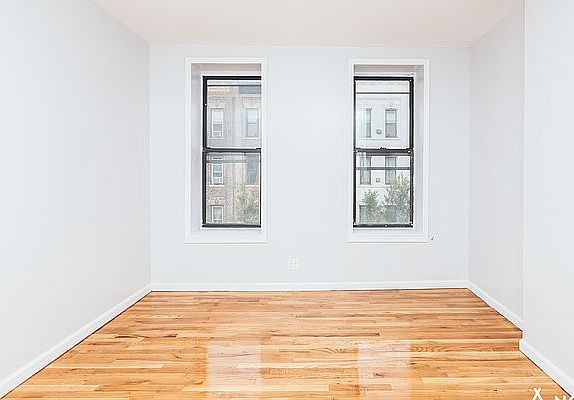 1st image of 309 Jefferson St APT 4R