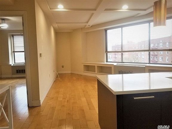 3rd image of 64-05 Yellowstone Blvd Penthouse 504