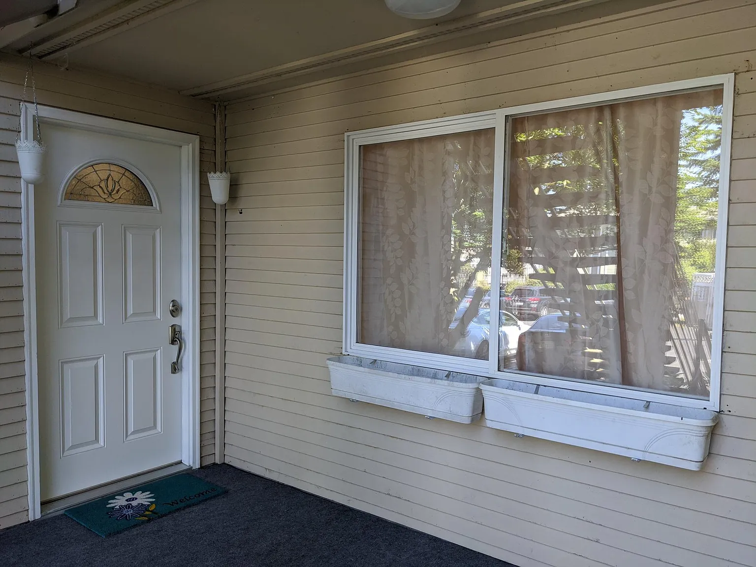 2 bed, 950 sqft, $2,700 — Photo 2