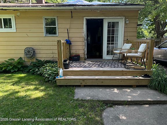 5th image of 3434 Glenbrook Dr