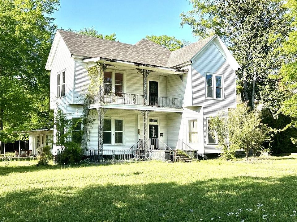 1st image of 27045 E Main St