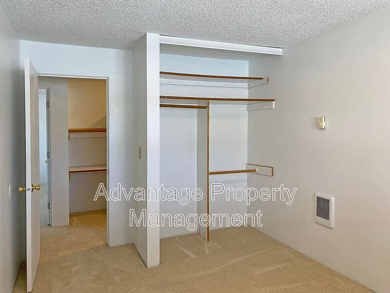 975 NW Garfield Ave #6 — Photo 15