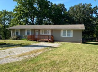 425 S Elm St, Bethalto, IL 62010