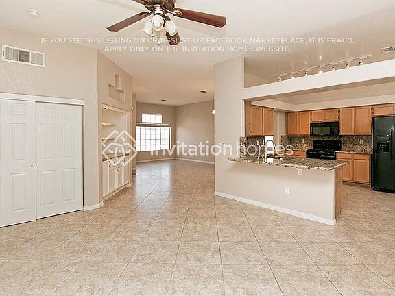 5th image of 3605 W Red Coach Ave