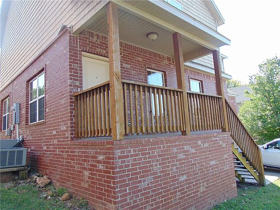 2nd image of 1776 W Wedington Dr