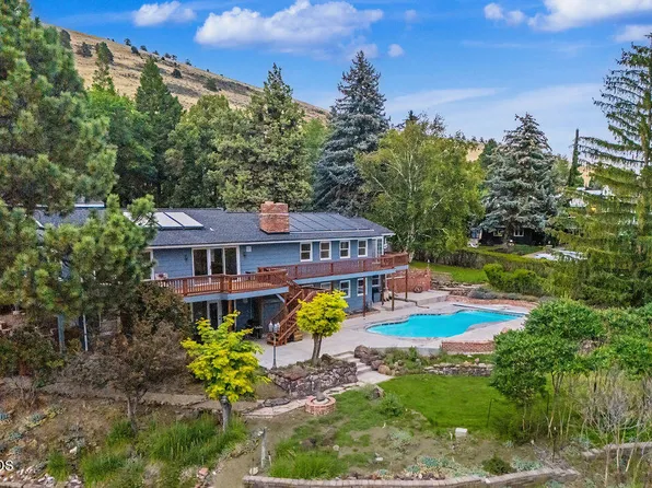 6727 Kimberly Ct, Klamath Falls, OR 97603