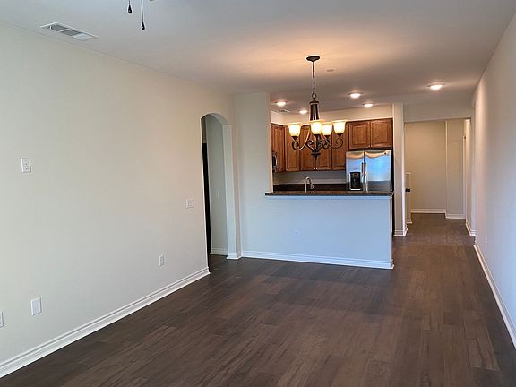 3rd image of 606 S Riverside Ave #610-302
