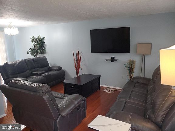2nd image of 12500 Sturdee Dr