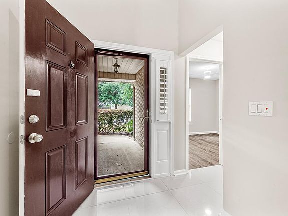 4th image of 3754 Timberline Dr