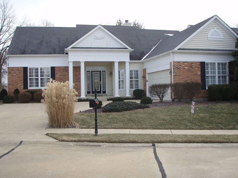 Professionally landscaped with side entry 2 garage