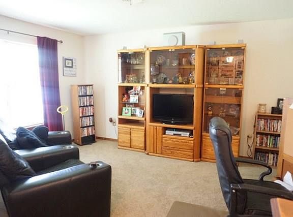 2nd image of 227 Highland Terrace Dr