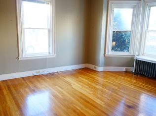 9 Chestnut St #1, Waltham, MA 02453