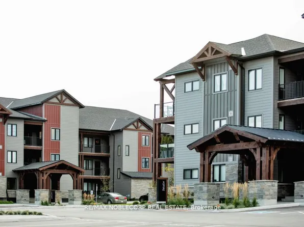 18 Beckwith Ln #104, The Blue Mountains, ON L9Y 3B6