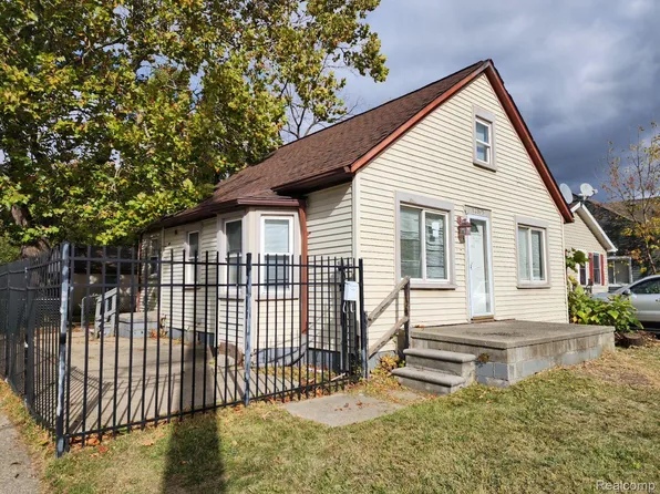 12375 Prospect Ave, Warren, MI 48089