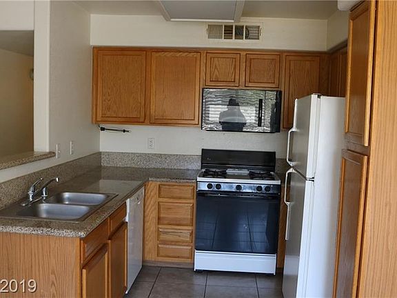 4th image of 5150 Mandalay Springs Dr Unit 101