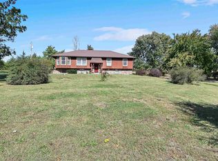 1906 NW 59th Ter, Topeka, KS 66618