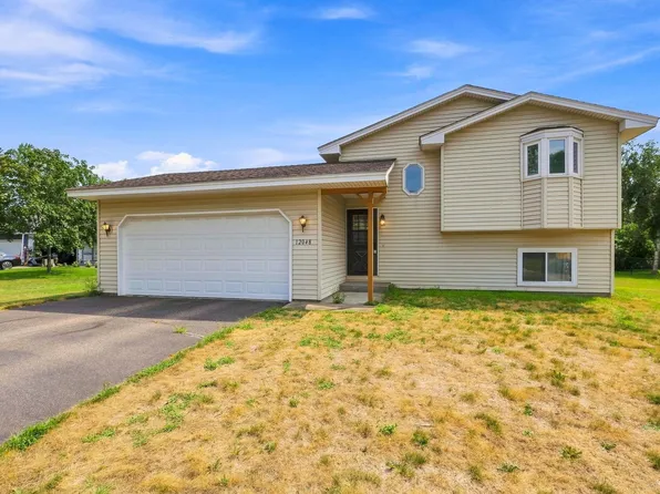 12048 Oregon Cir N, Champlin, MN 55316