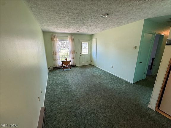 2nd image of 1019 Gordon Sq NE