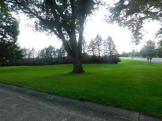 4th image of 3000 Blk S Burlington Dr #3100BLK