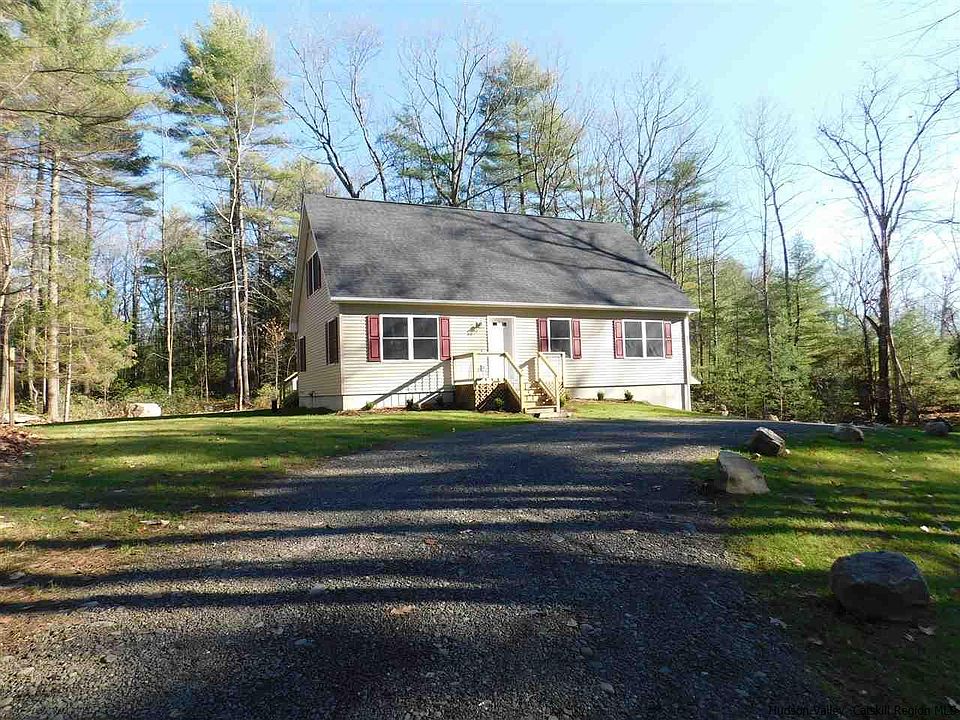 1st image of 200 Cedar Dr