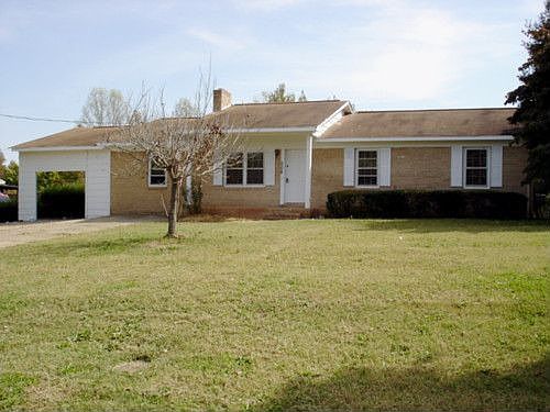 1st image of 208 Leslie Dr