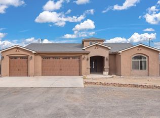 10 Kennedy Dr, Los Lunas, NM 87031