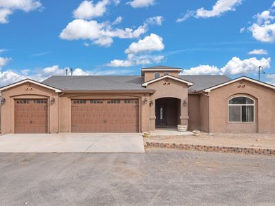 10 Kennedy Dr, Los Lunas, NM, 87031