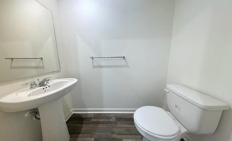 2068 Kentucky Rd — Photo 32