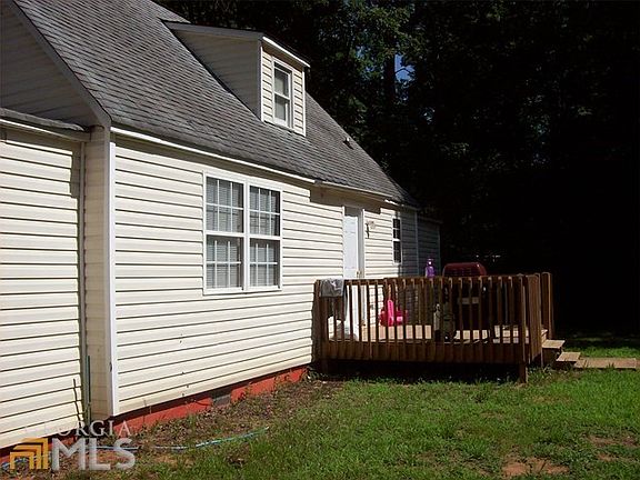 2nd image of 80 Woodfield Rd