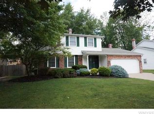 67 Schimwood Ct, Getzville, NY 14068